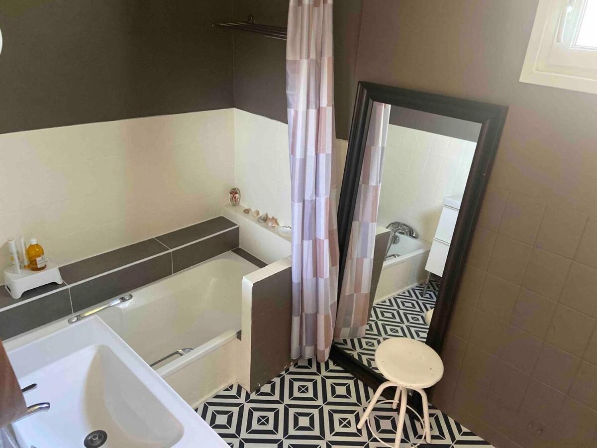 La Maison De Marie A 5 Minutes A Pied De La Plage Avec Parking Privee Et Gratuit ลิยง-ซูร์-แมร์ ภายนอก รูปภาพ